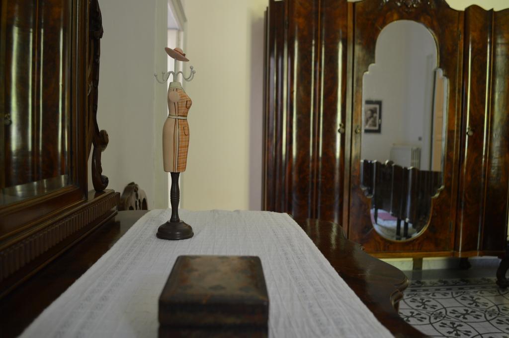 Palazzo Rollo Bed & Breakfast Lecce Bagian luar foto